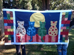 colcha-artesanal-patchwork-gatos-pet-lovers-bordada-patchaplique-algodao